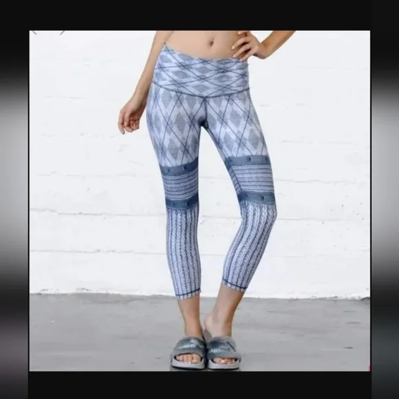 Niyama Sol Beachcomber Eleanor Crop Capri Leggings, Blue, S - Picture 1 of 7